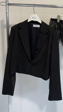 Boutique Ordinary<br>Short Tailored Jacket With Tul