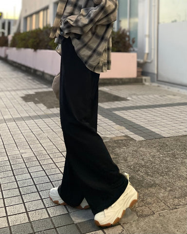 PASSIONE<br>ストレートパンツ