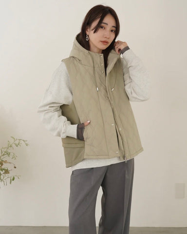 11月7日ライブ mink chair<br>キルティングフードベスト