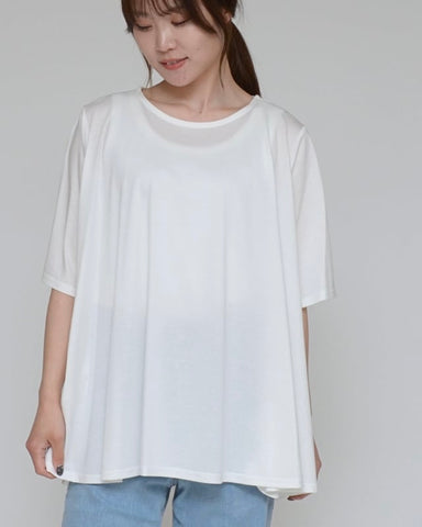 Praia<br> バックフレアーTシャツ