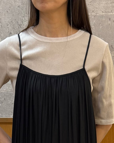 mink chair <br>ラメリブTシャツ
