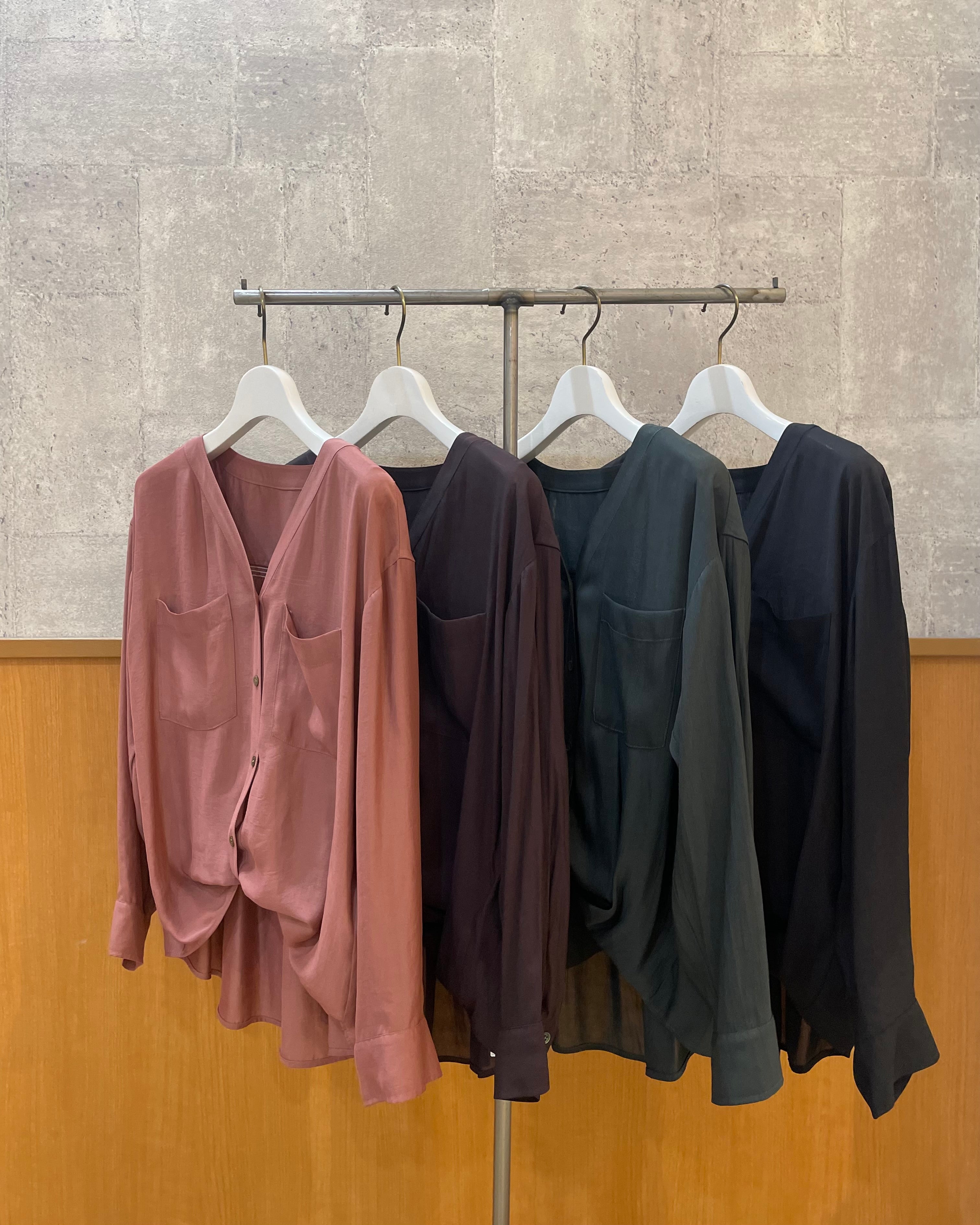BLUE FRONCE <br>ノーカラー折り返しシャツ