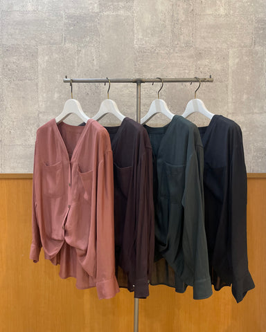 BLUE FRONCE <br>ノーカラー折り返しシャツ