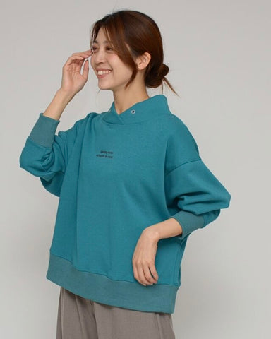 Praia<br> ボンバーヒート フェイクパーカープルオーバー