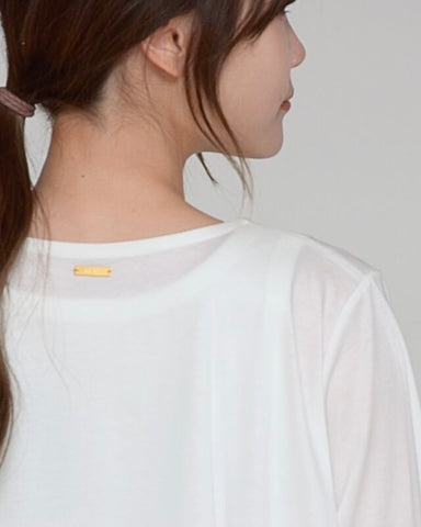 Praia<br> バックフレアーTシャツ