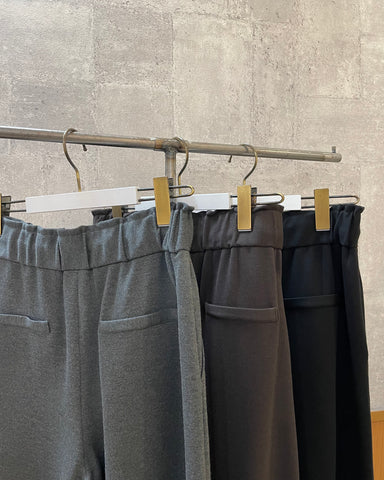 11月16日TP<br>デュアルウォームワイドパンツ