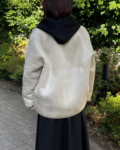 11月9日ライブ<br>PASSIONE<br>ファー×ムートンリバーシブルジャケット