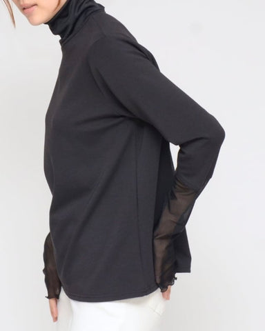 Praia<br>袖チュールハイネックカットソー