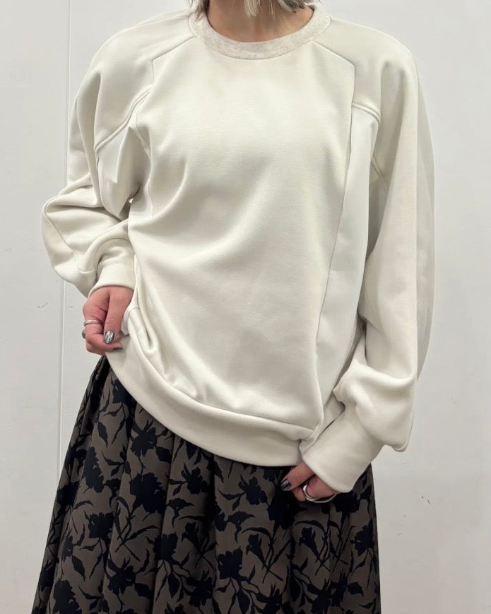 mink chair<br>裏起毛ツイルドッキングプルオーバー