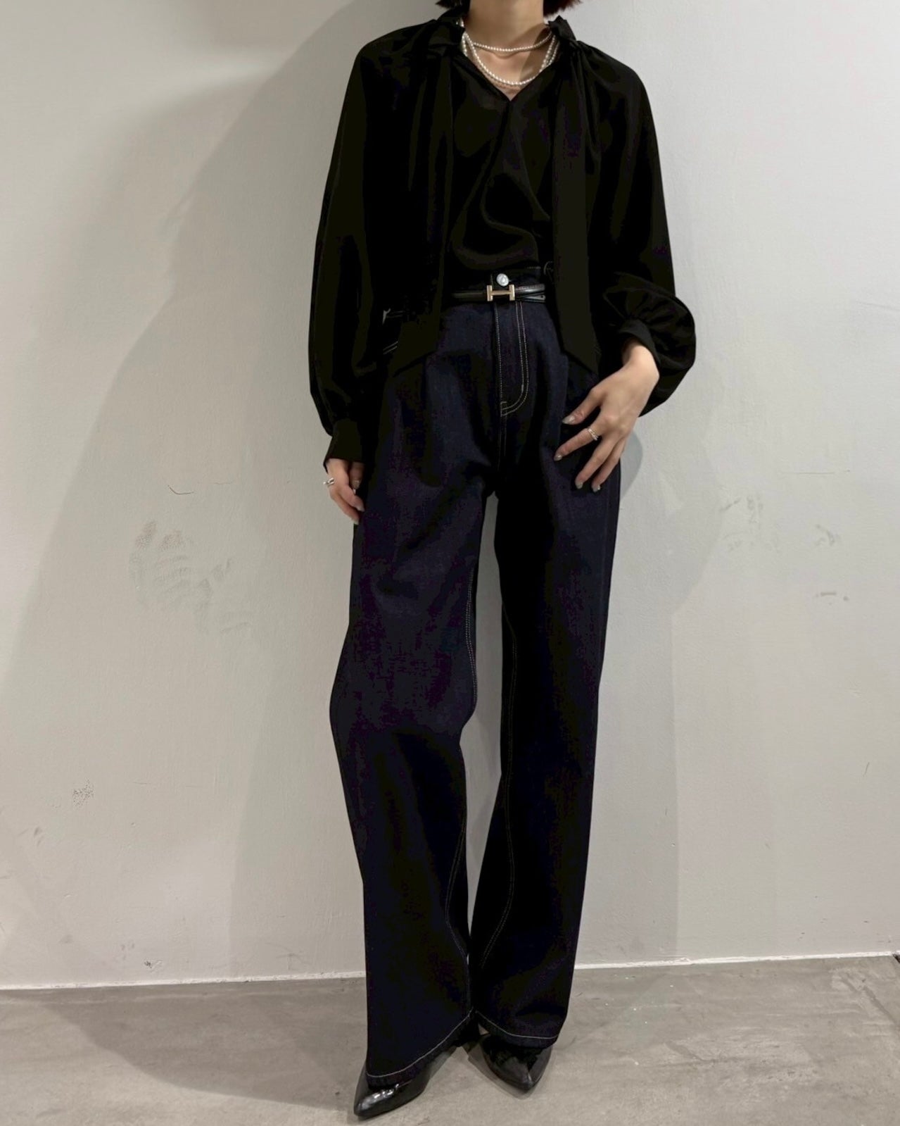 cafune<br> tuck baggy denim pants