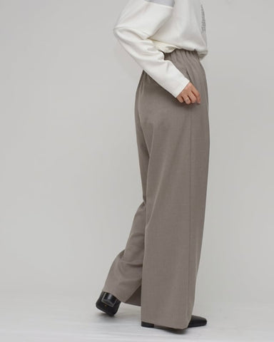 Praia<br> 年中使える ウエスト総ギャザーパンツ