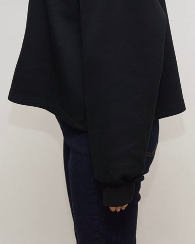 12月5日ライブPraia<br> 立体ステッチ ロゴ入りショート丈トップス