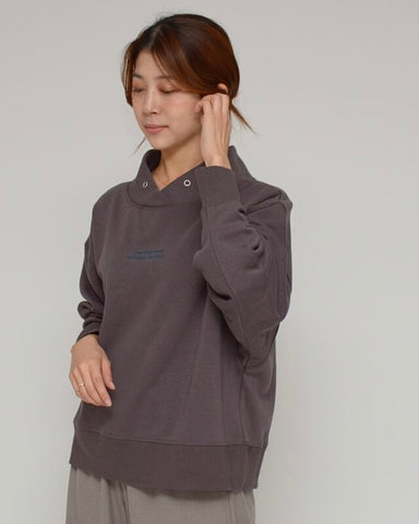 Praia<br> ボンバーヒート フェイクパーカープルオーバー