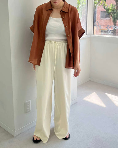 HERENCIA<br> Back Shirred Collar Blouse