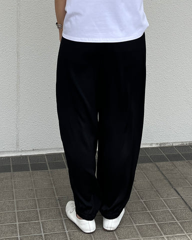 ma couleur<br>サテンジョガーパンツ