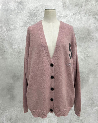 ayane予約<br>ロゴ刺繍ニットカーディガン