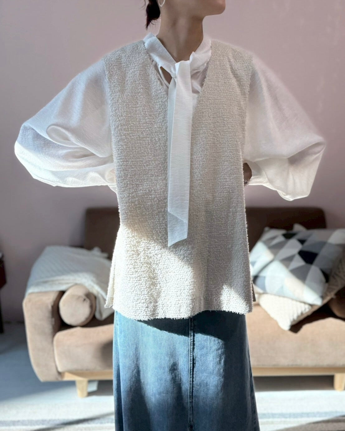 cafune<br> fuzzy jacquard V neck vest