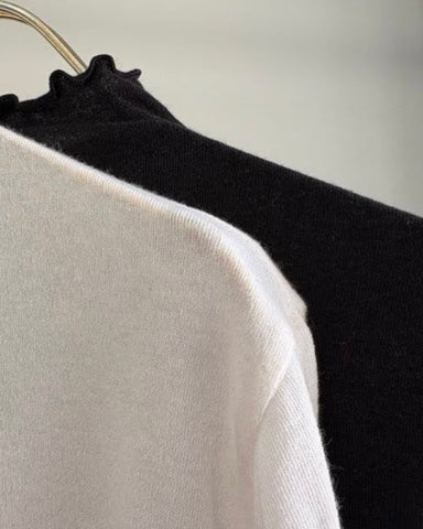 Margaux Vintage<br>パウダリータートルトップス