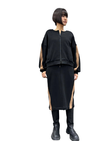 12月5日ライブayane<br>ミディアム丈ボンバースカート