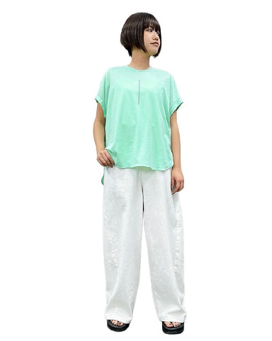 ayane<br>縦ロゴフレンチTシャツ