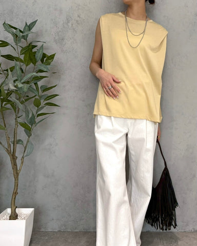 cafune<br>サイドスリットノースリーブ
