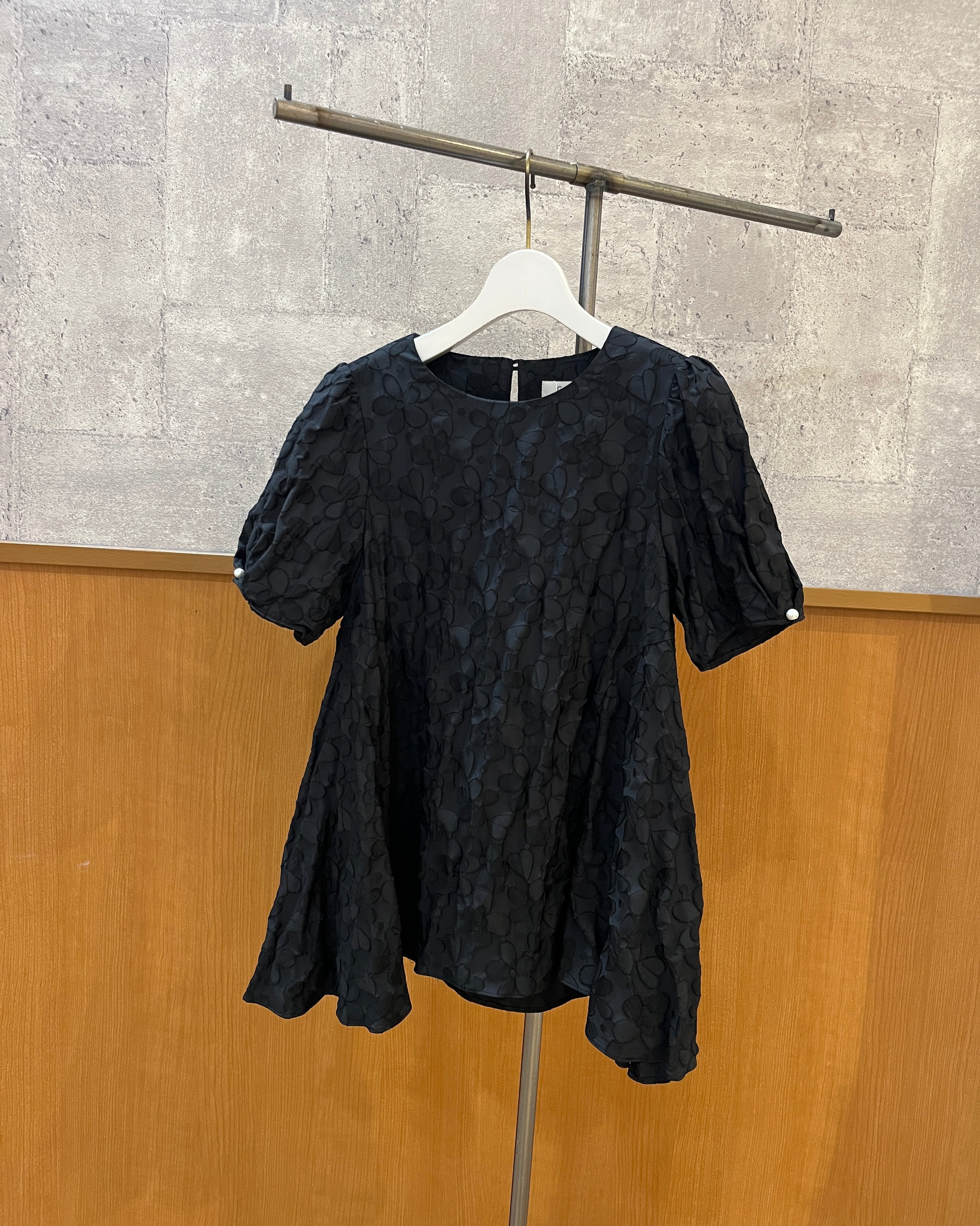 SONO<br> 刺繍ブラウス