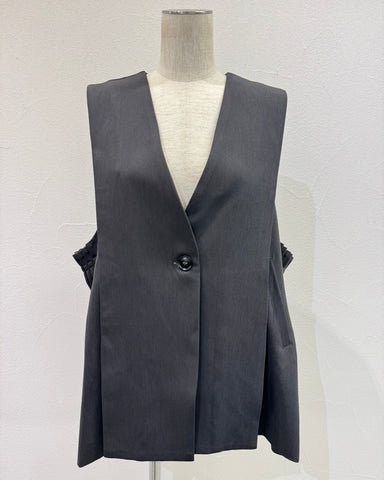 CYAN TOKYO<br> アームプリーツ3Dベスト