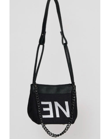1%予約<br> ロゴ刺繍ショルダーBAG