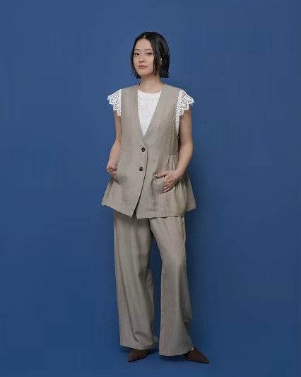 4月29日ライブ CYAN TOKYO<br> サイドティアードリネンベスト