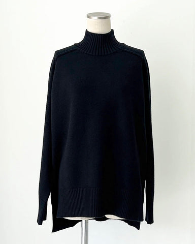 Herencia<br> Refined Comfort Knit Pullover