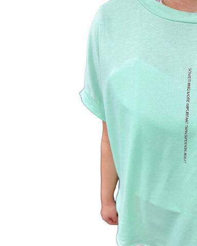 ayane<br>縦ロゴフレンチTシャツ