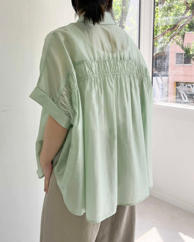 HERENCIA<br> Back Shirred Collar Blouse