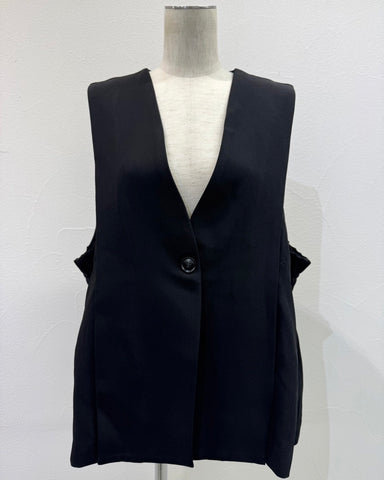 CYAN TOKYO<br> アームプリーツ3Dベスト