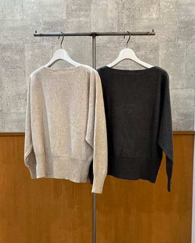 Praia<br>ソフトレーヨンニット