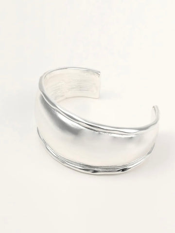 Nothing And Others<br> UN Hammering Bangle <br> UNISEX COLLECTION