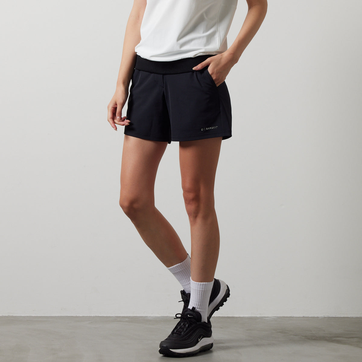 ゴルフコレクションWOMAN<br>BANDEL<br> BASIC STRECH SHORT PANTS<br>BNS-W4SBSSP